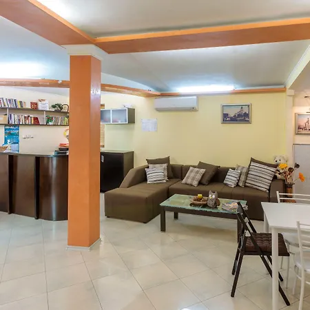 & Fotinov 4* Burgas