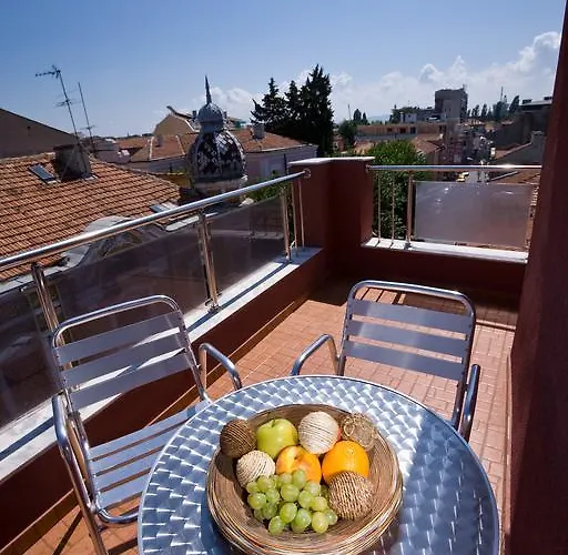 Pensión Apart&rooms Fotinov 4*