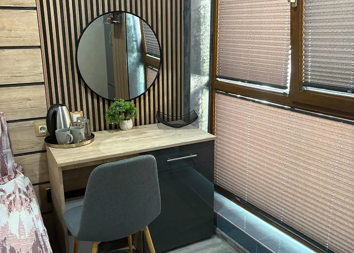 & Fotinov Guest house