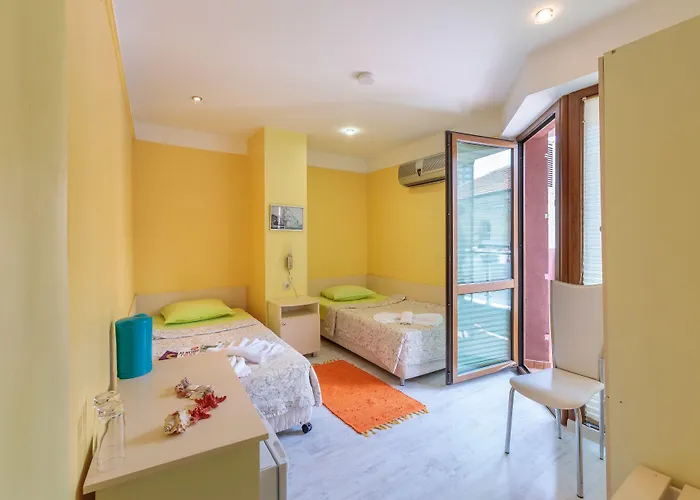 Guest house & Fotinov