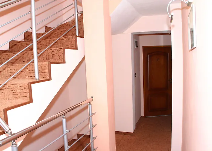 Apart&rooms Fotinov 4*