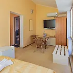 Casa de hóspedes & Fotinov 4*