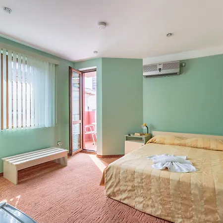 Гостевой дом & Fotinov Бургас