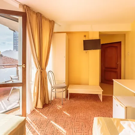 Гостевой дом & Fotinov Бургас