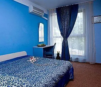 & Fotinov 2* Μπουργκάς