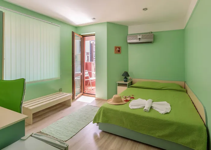 Casa de hóspedes & Fotinov 4*